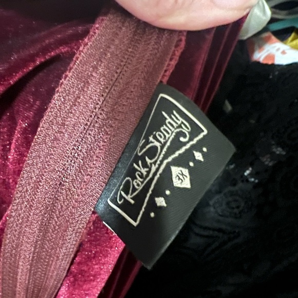 Rock Steady Wine velvet cocktail dress 3x - Picture 3 of 4